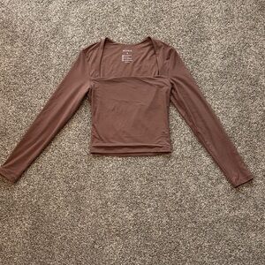 Reoria Chocolate Long Sleeve Tee